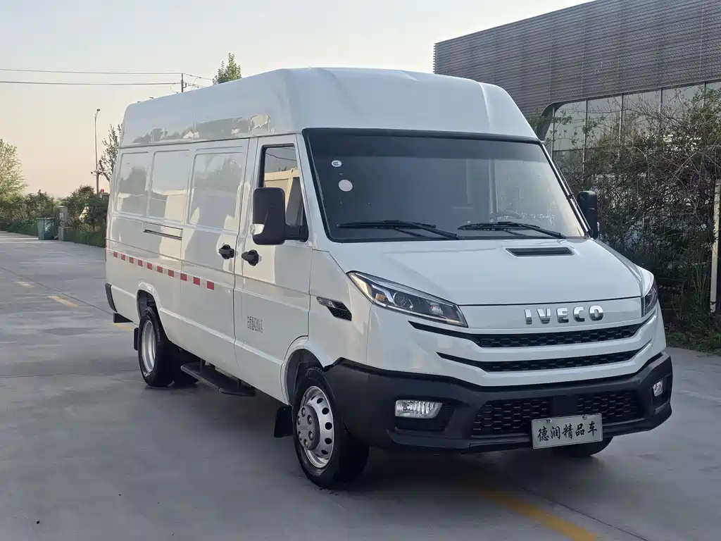 IVECO Daily 2024 — фото 3