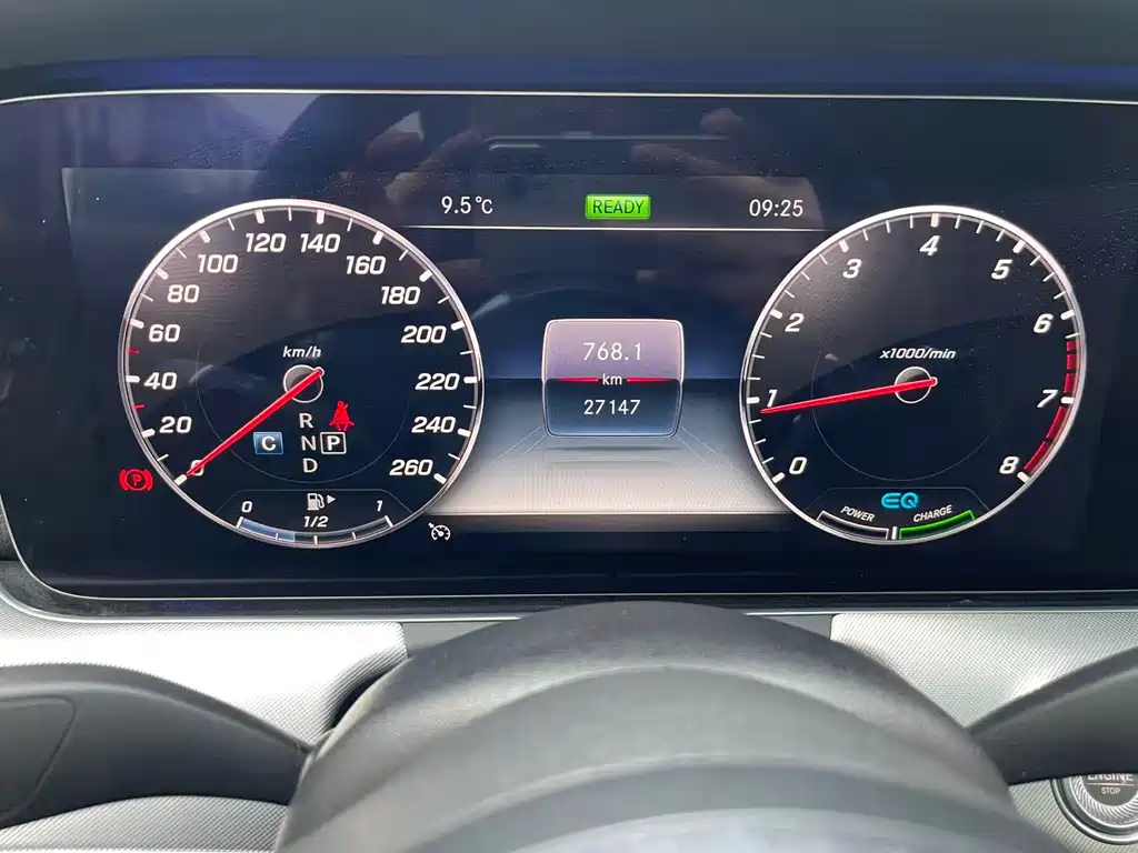 Mercedes-Benz E-Class 2020 — фото 16