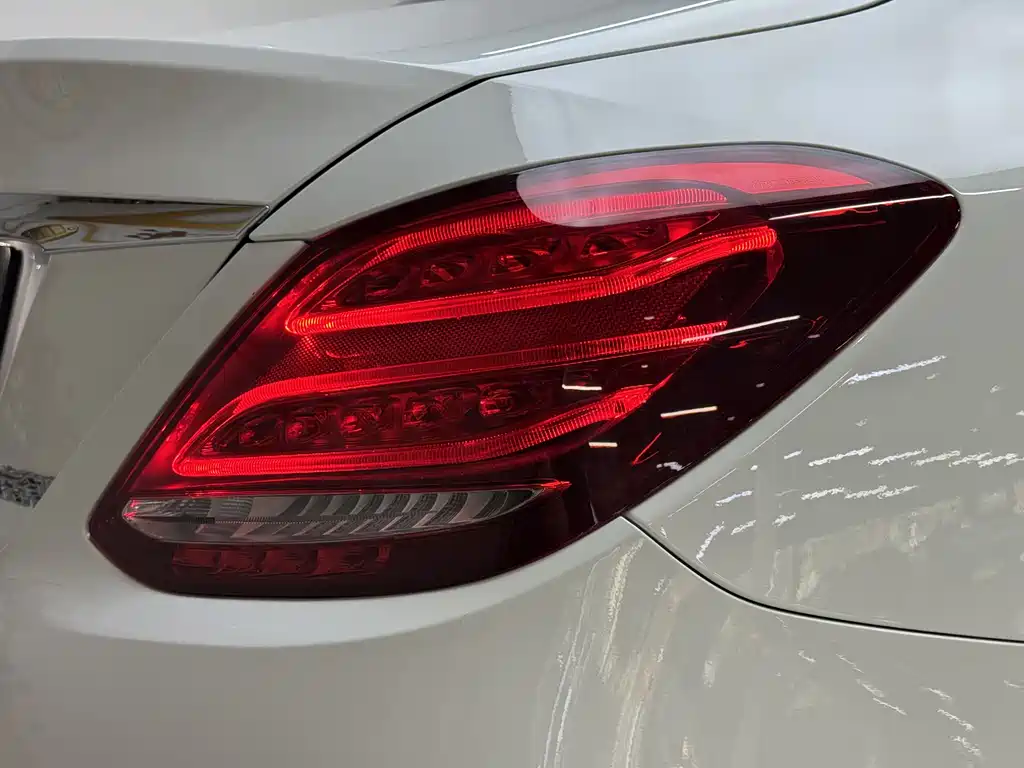 Mercedes-Benz C-Class 2018 — фото 20