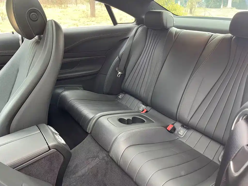 Mercedes-Benz E-Class 2020 — фото 10