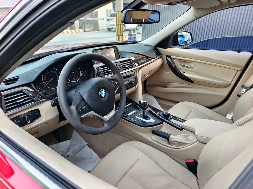 BMW 3 Series 2013 — фото 10