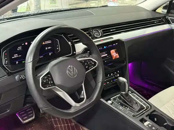 Volkswagen Magotan 2025