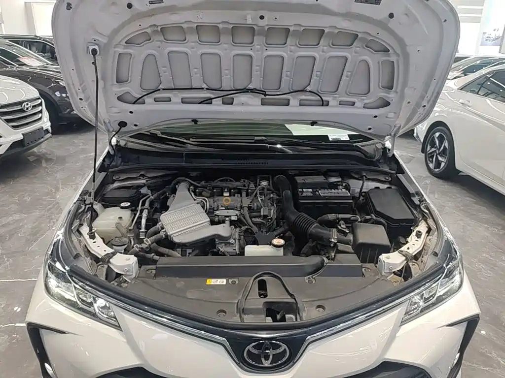 Toyota Corolla 2023 — фото 20