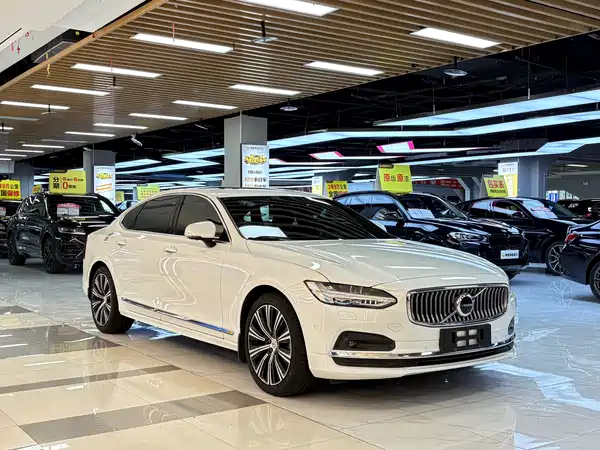 Volvo S90 2021