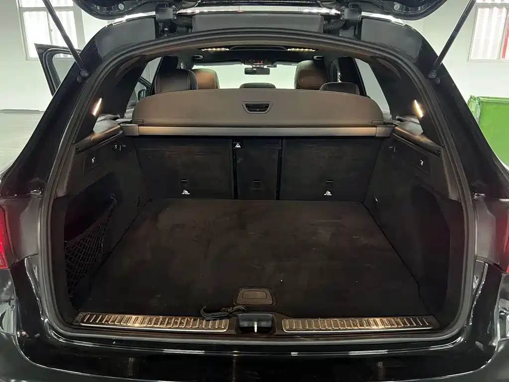 Mercedes-Benz GLC 2020 — фото 18