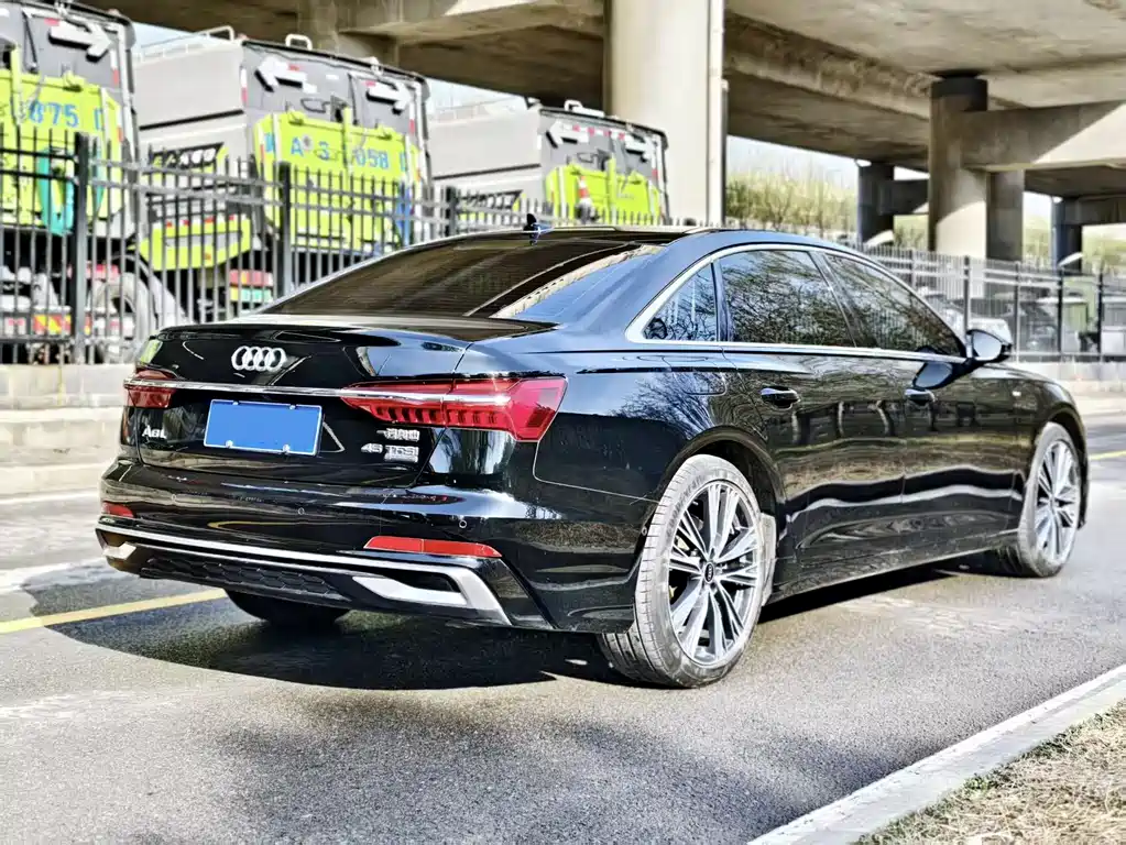 Audi A6L 2024 — фото 12