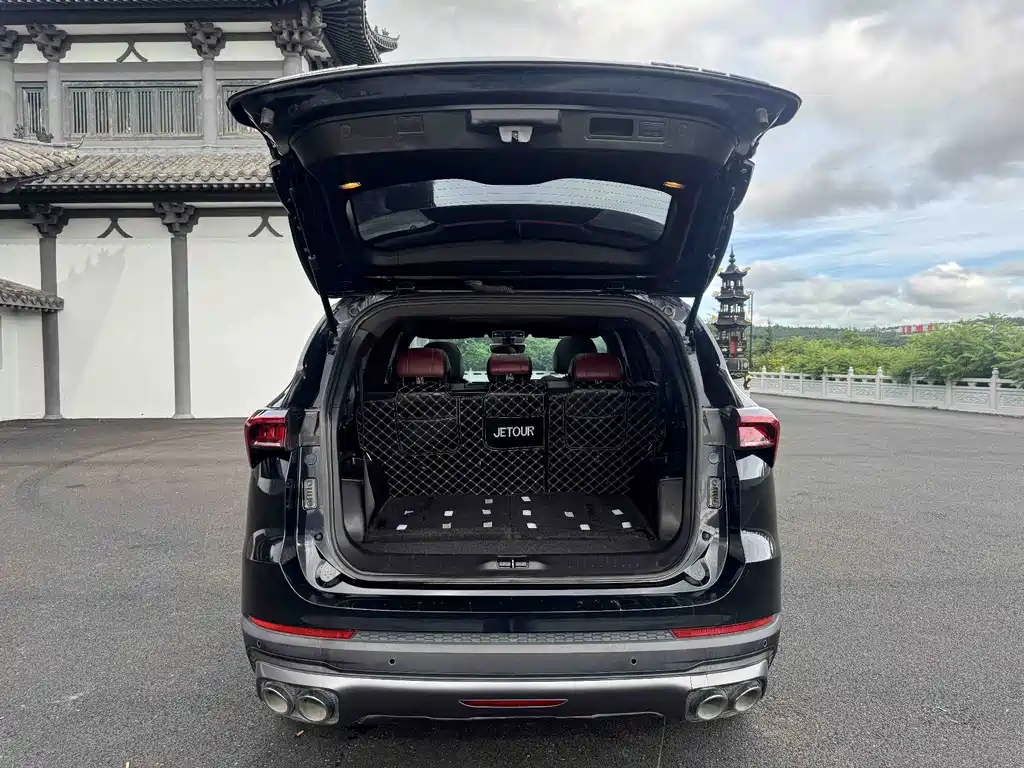 Jetour Jietu X70 PLUS 2022 — фото 20