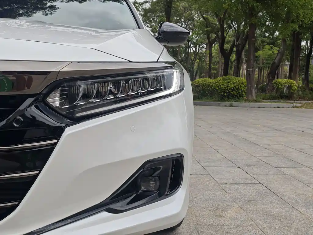 Honda Accord 2023 — фото 8