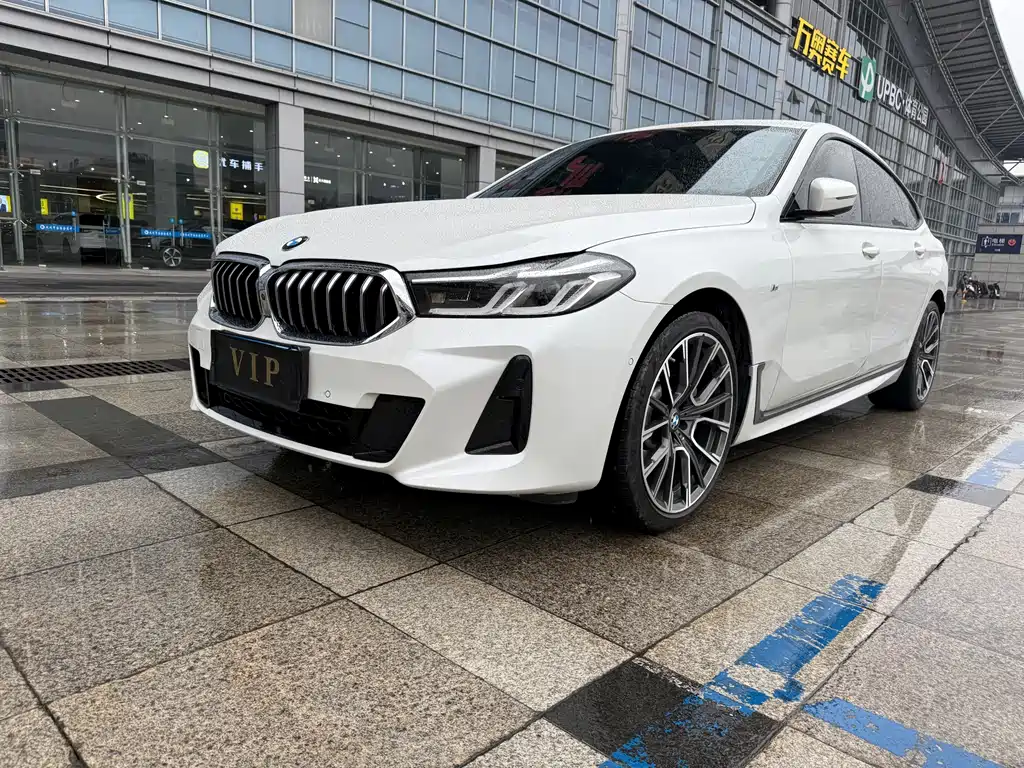 BMW 6 Series GT 2021 — фото 1