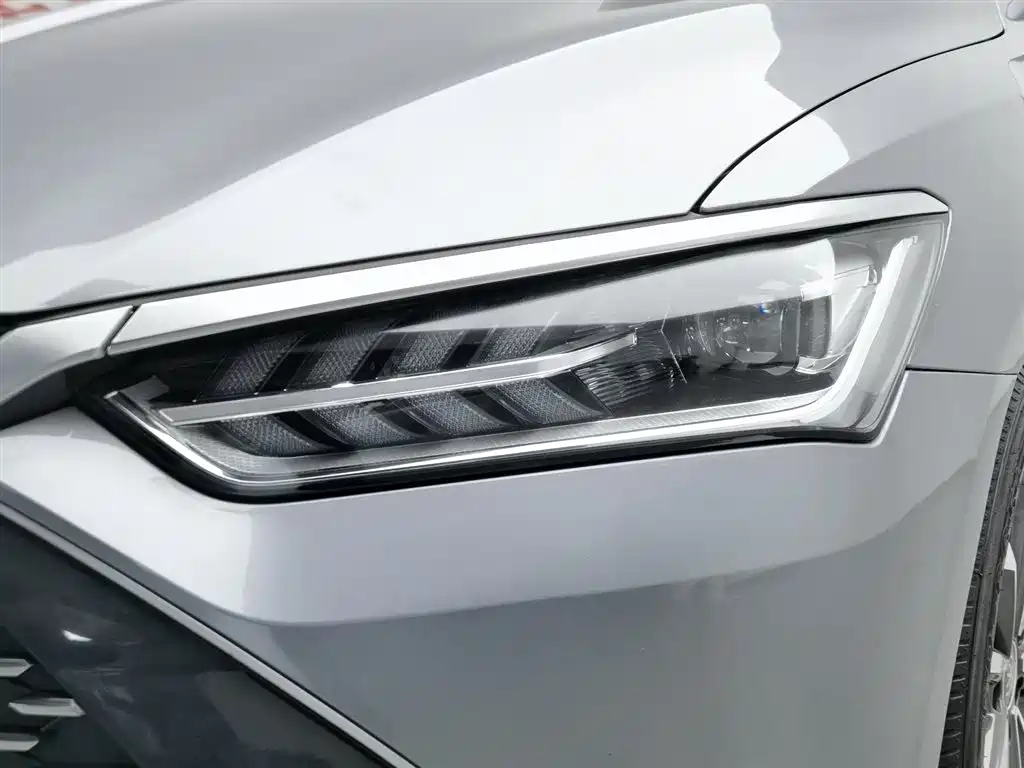 BYD Qin PLUS 2023 — фото 7