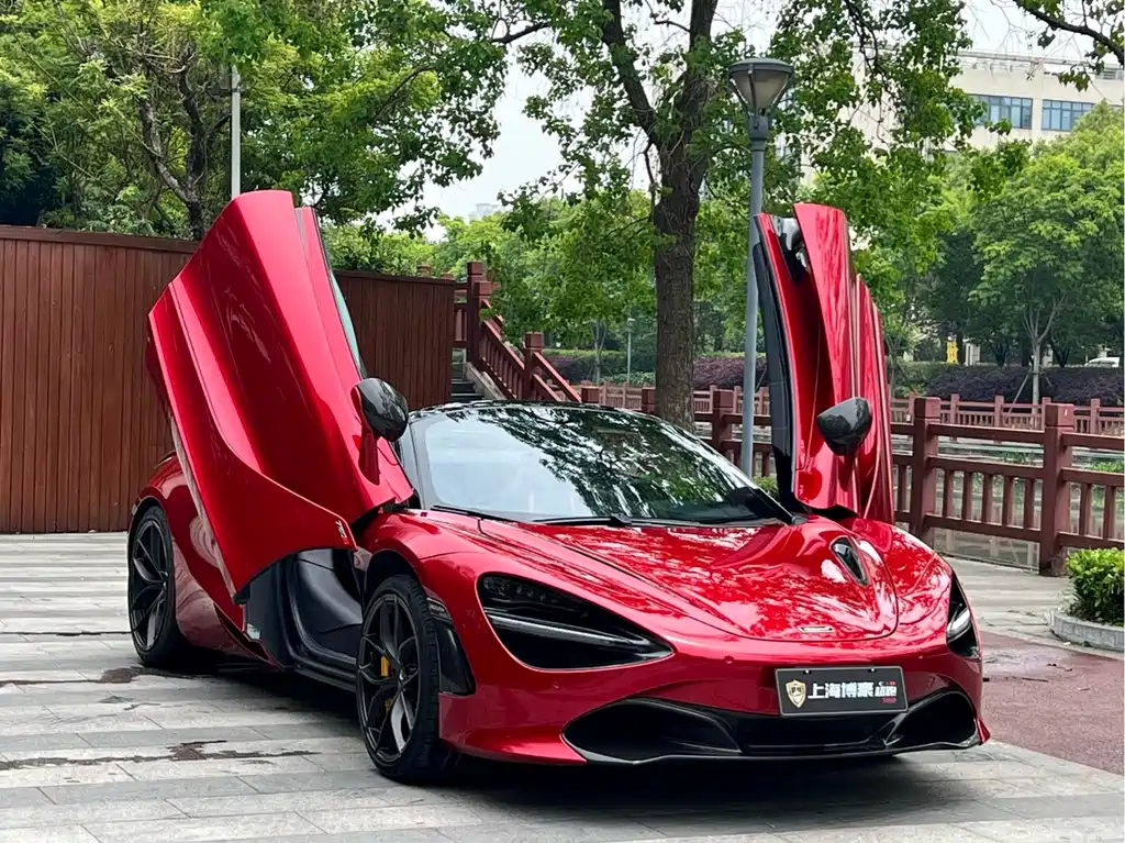 McLaren 720S 2021 — фото 3
