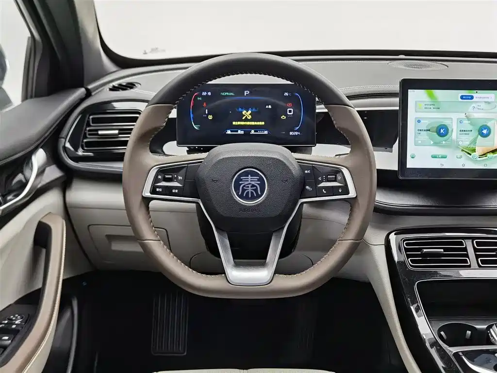 BYD Qin PLUS 2023 — фото 11