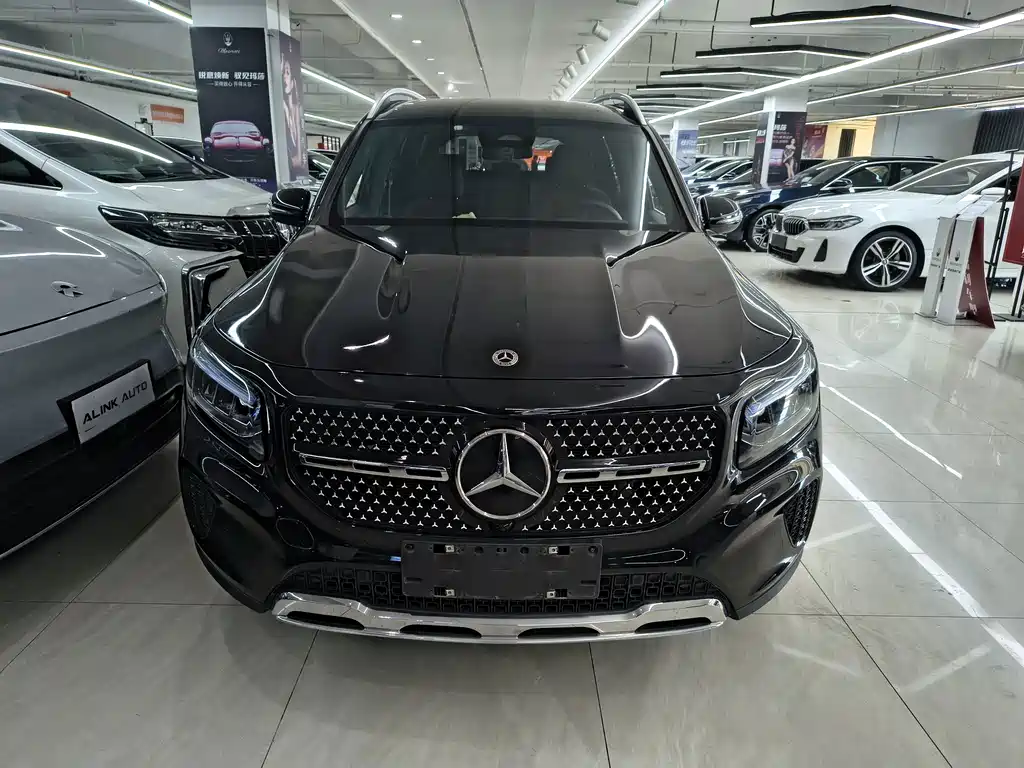 Mercedes-Benz GLB 2025