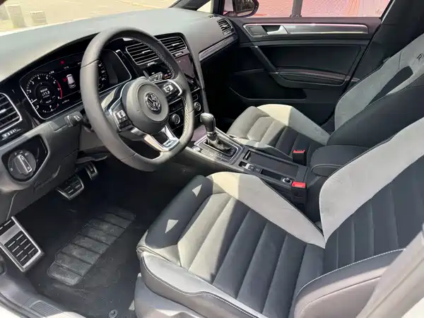 Volkswagen Golf 2020