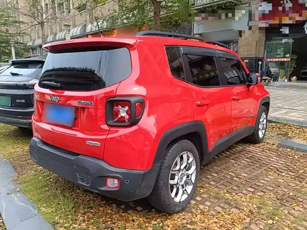 Jeep Freeman 2017