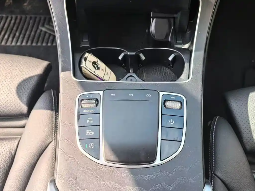 Mercedes-Benz C-Class 2021 — фото 10