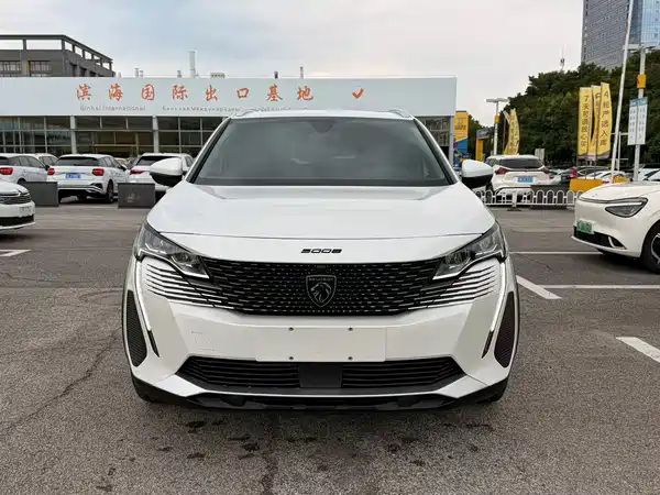 Peugeot 5008 2023