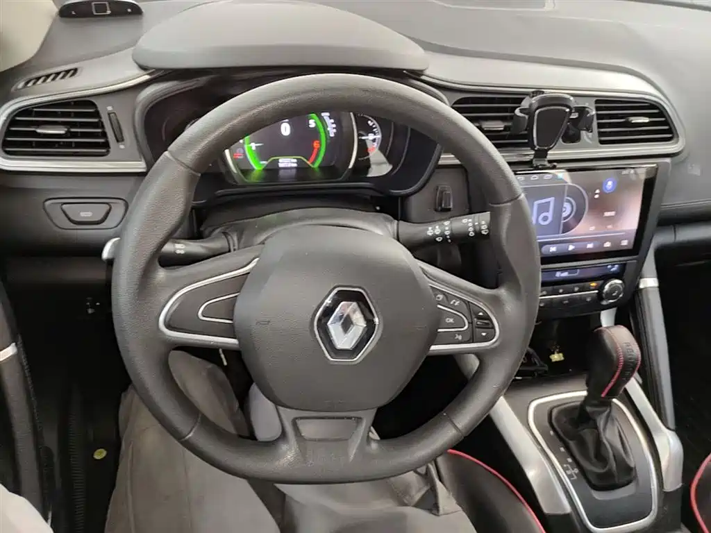 Renault Kadjar 2018 — фото 11