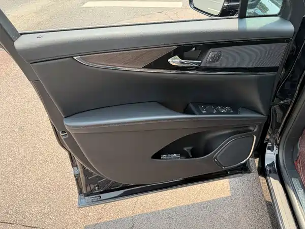 Lincoln Nautilus 2022