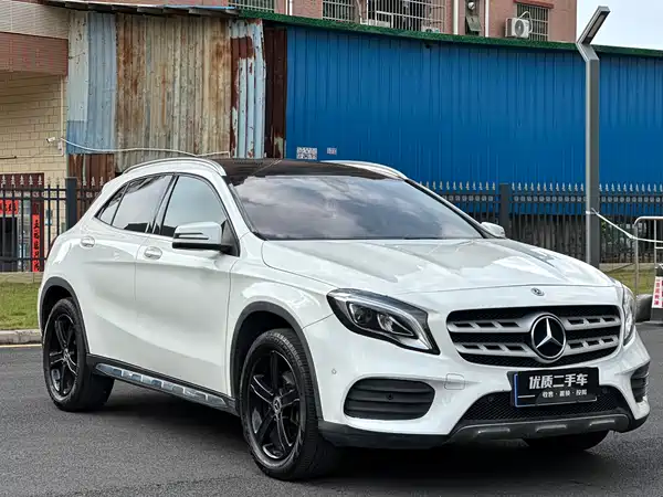 Mercedes-Benz GLA 2019