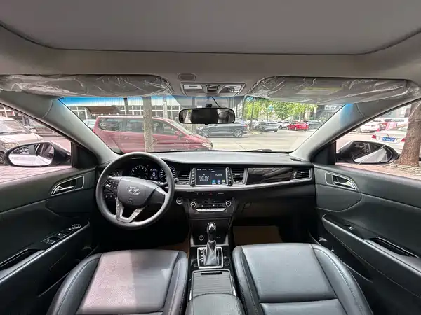 Hyundai Mistra 2017