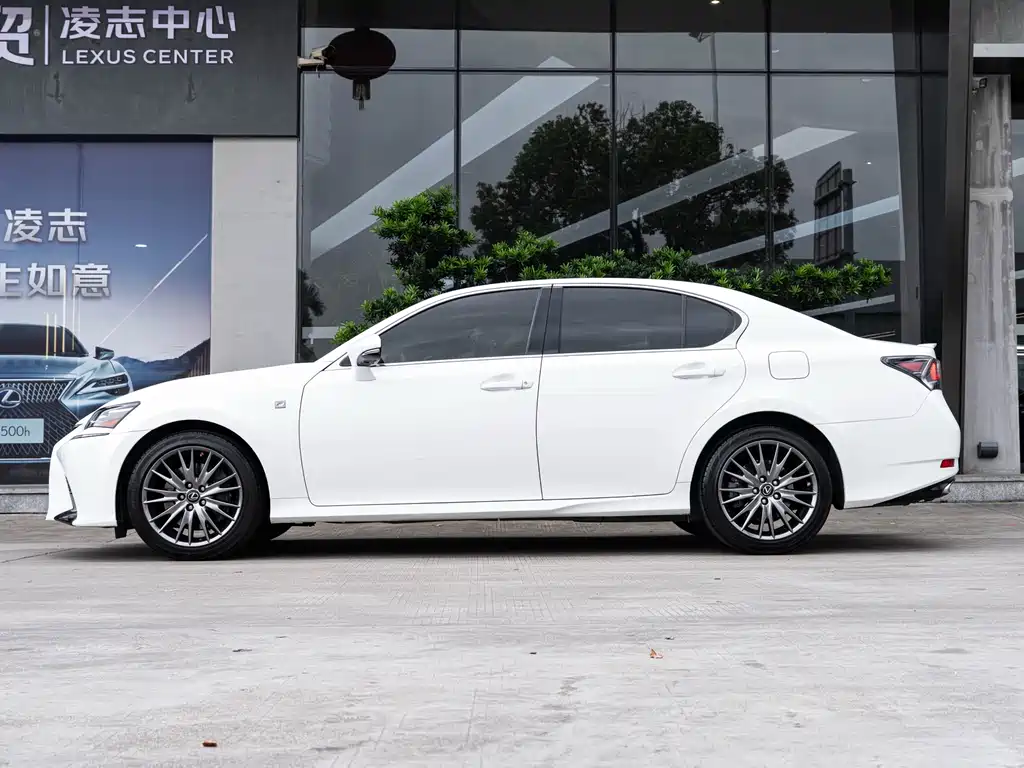 Lexus GS 2018 — фото 4