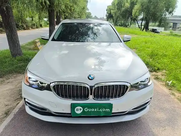 BMW 5 Series 2019