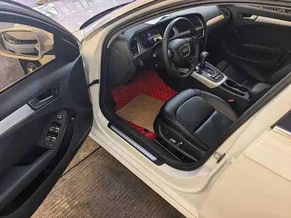 Audi A4L 2016