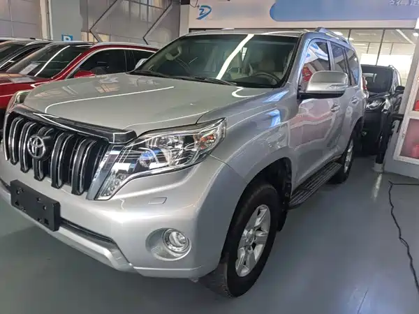 Toyota Prado 2016