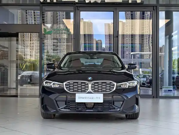 BMW 3 Series 2025