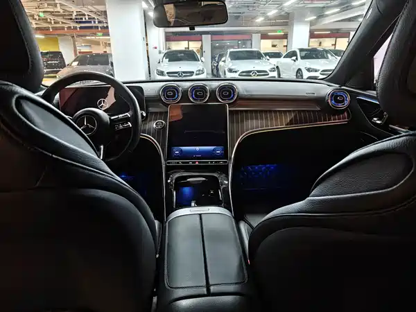 Mercedes-Benz C-Class 2023