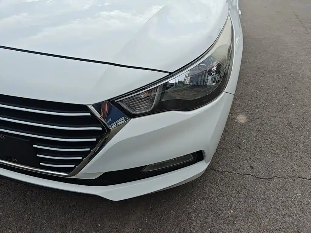 Hyundai Verna 2019 — фото 24
