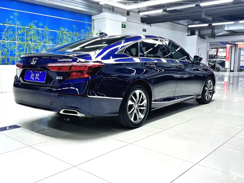 Honda Inspire 2020 — фото 4
