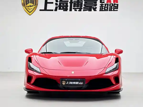 Ferrari F8 2022