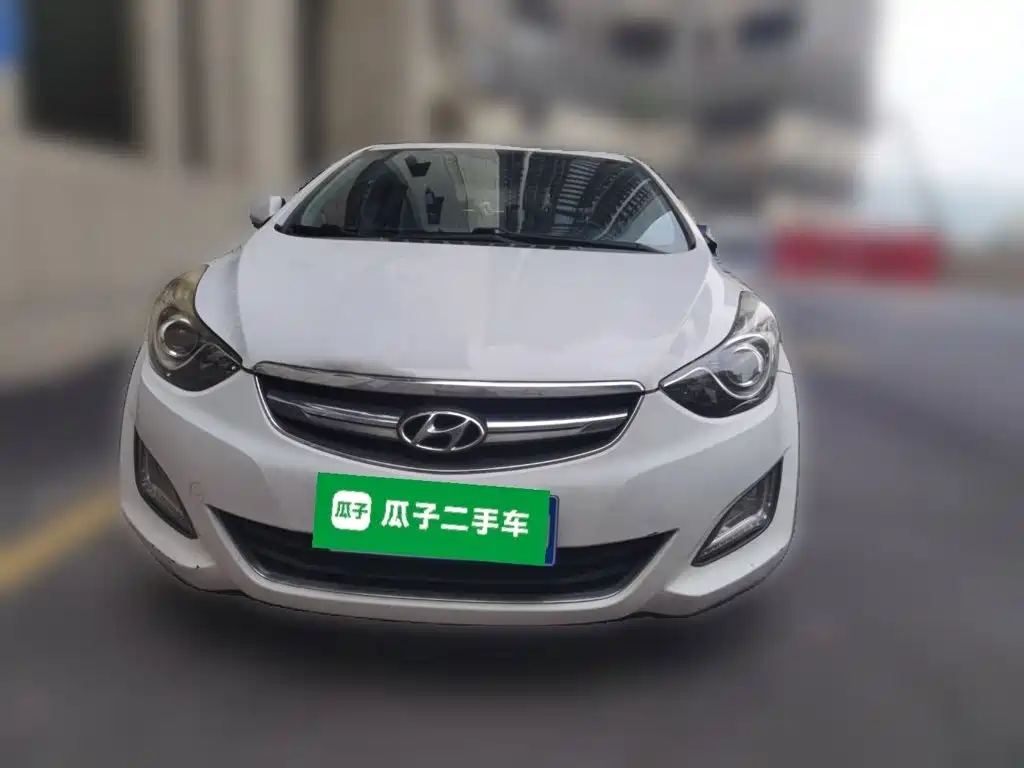 Hyundai Elantra 2015