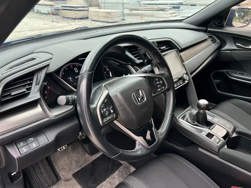Honda Civic 2021 — фото 15