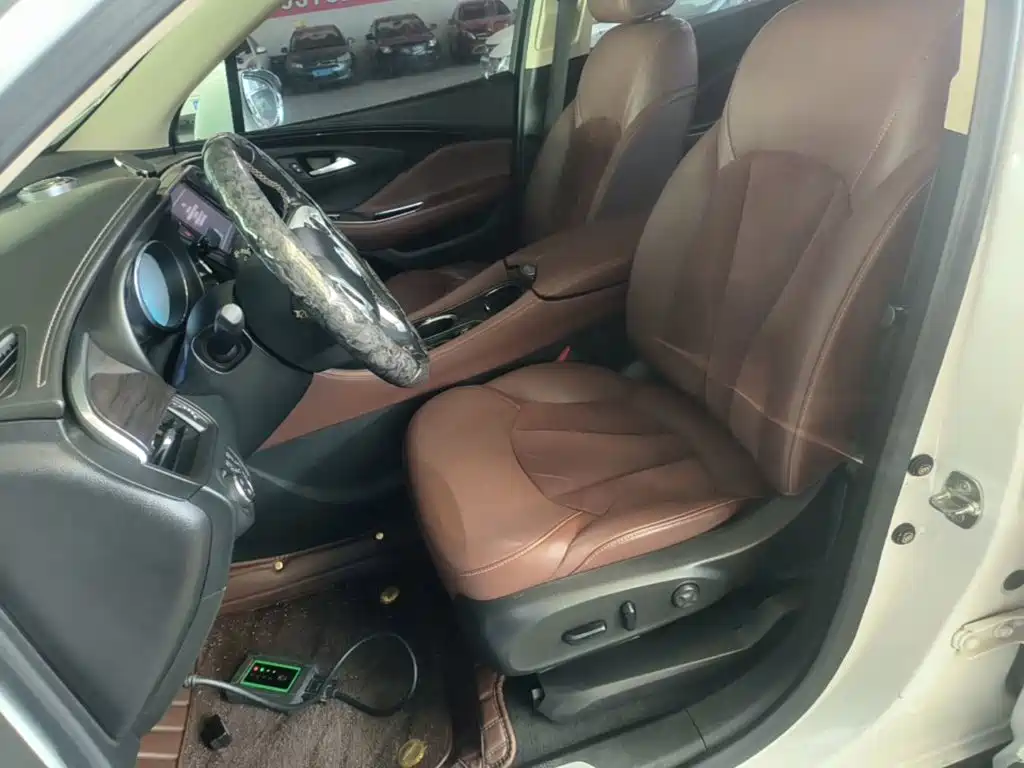 Buick Envision Plus 2017 — фото 15