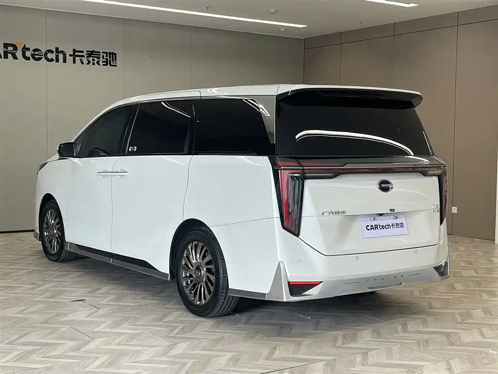 GAC Motor Trumpchi M8 2024 — фото 7