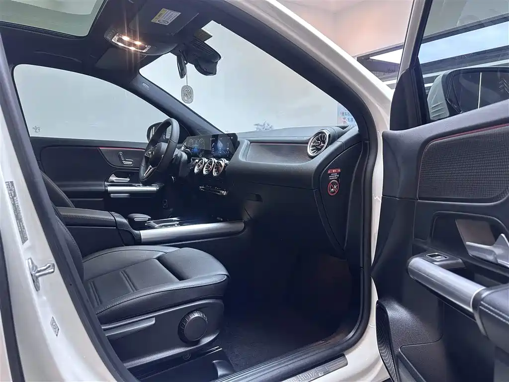 Mercedes-Benz GLA 2022 — фото 6