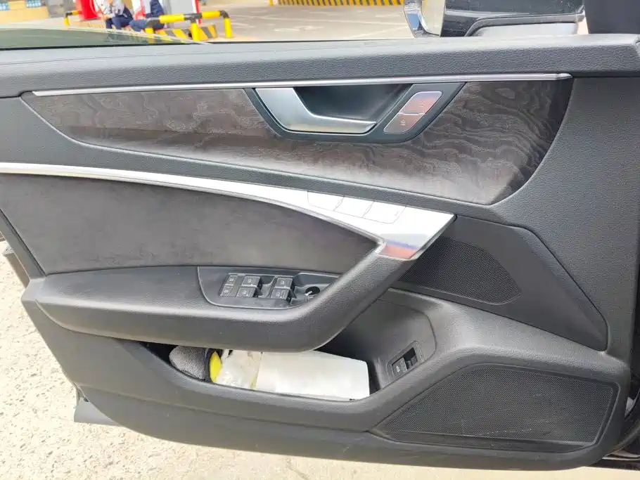 Audi A6L 2019