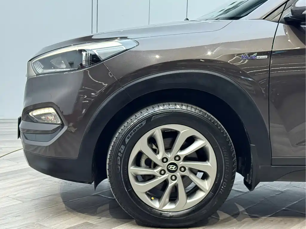 Hyundai Tucson 2017 — фото 27