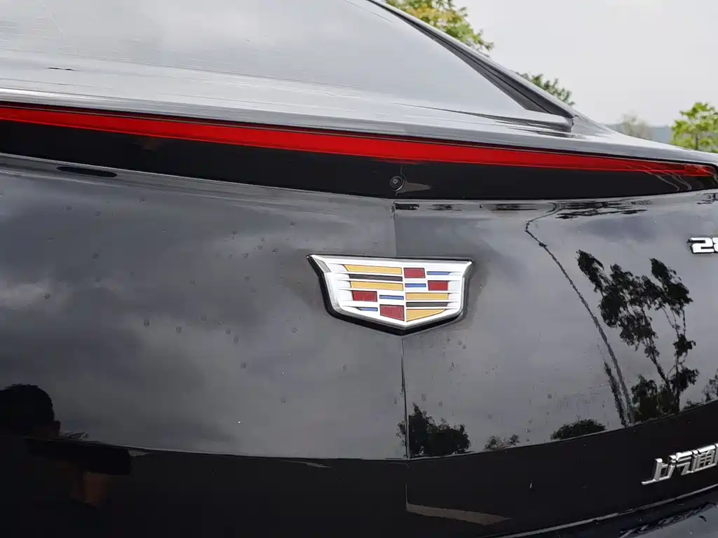 Cadillac XTS 2018 — фото 42
