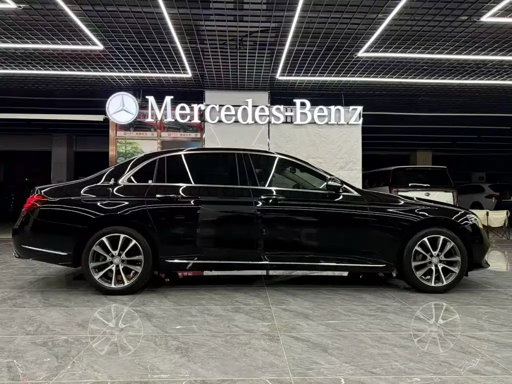 Mercedes-Benz E-Class 2019