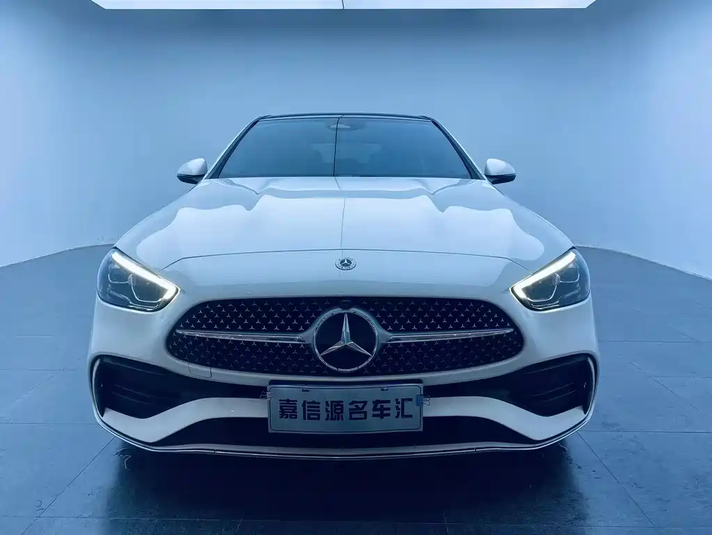 Mercedes-Benz C-Class 2023 — фото 2