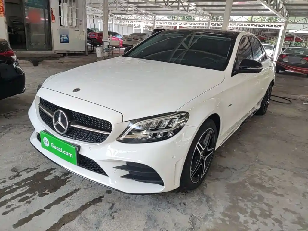 Mercedes-Benz C-Class 2021