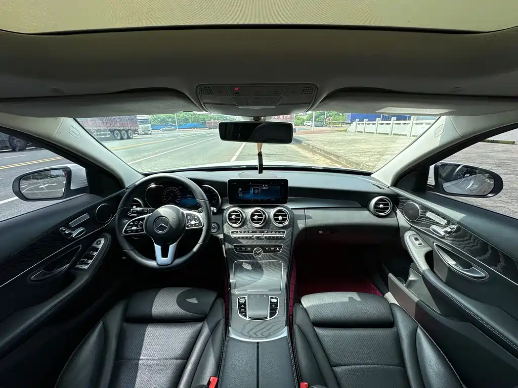 Mercedes-Benz C-Class 2020