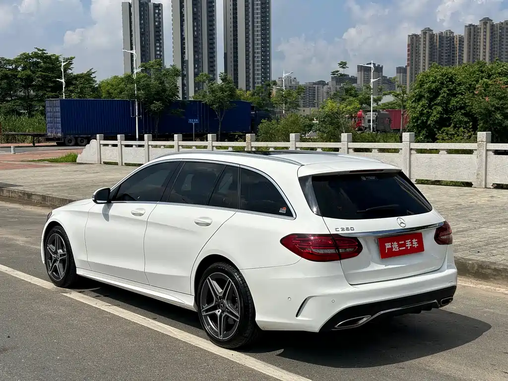 Mercedes-Benz C-Class 2020