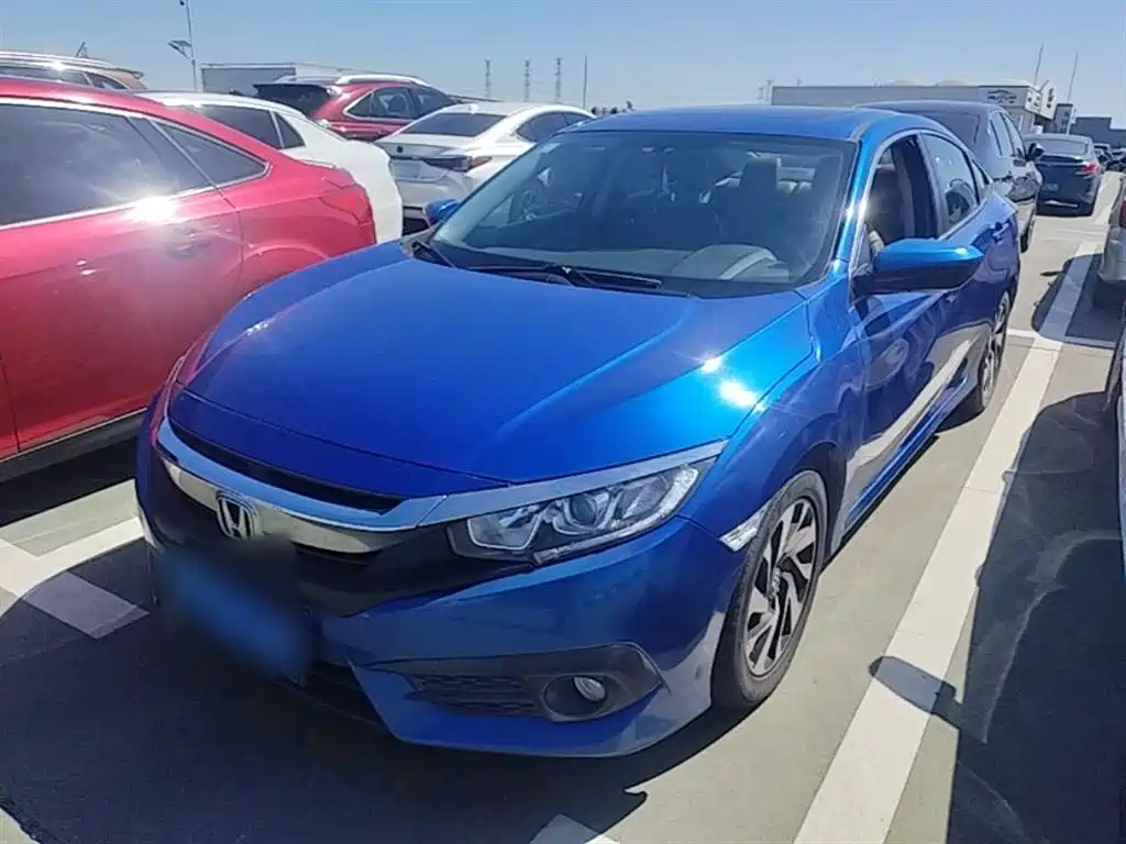 Honda Civic 2018 — фото 1