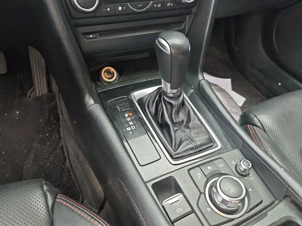 Mazda 3 Angkesela 2019 — фото 14