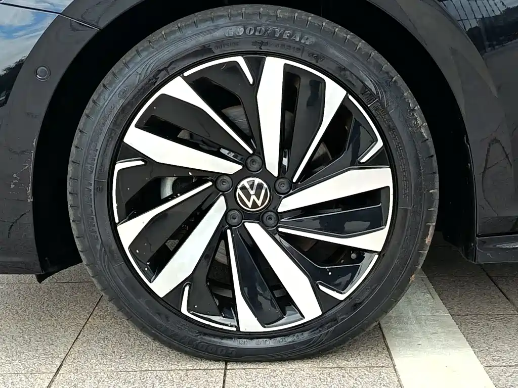 Volkswagen Passat 2022 — фото 22